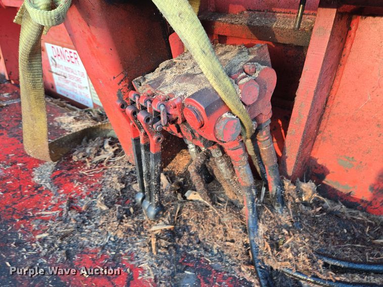 image for item DT5337 1999 Morbark tub grinder