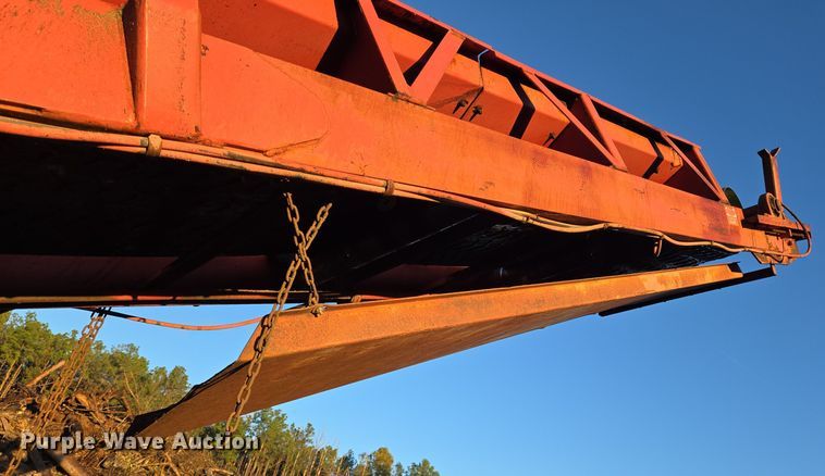 image for item DT5337 1999 Morbark tub grinder