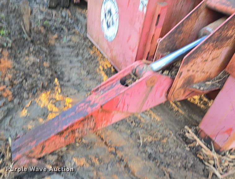 image for item DT5337 1999 Morbark tub grinder