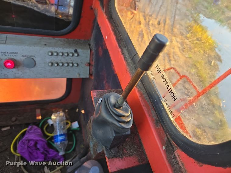 image for item DT5337 1999 Morbark tub grinder