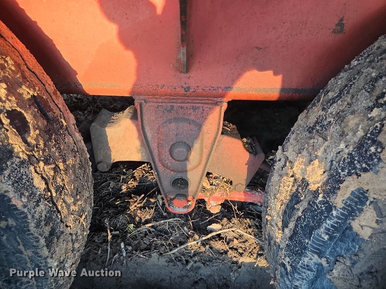 image for item DT5337 1999 Morbark tub grinder