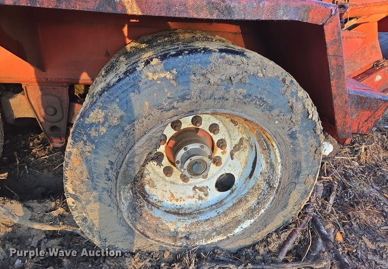 image for item DT5337 1999 Morbark tub grinder