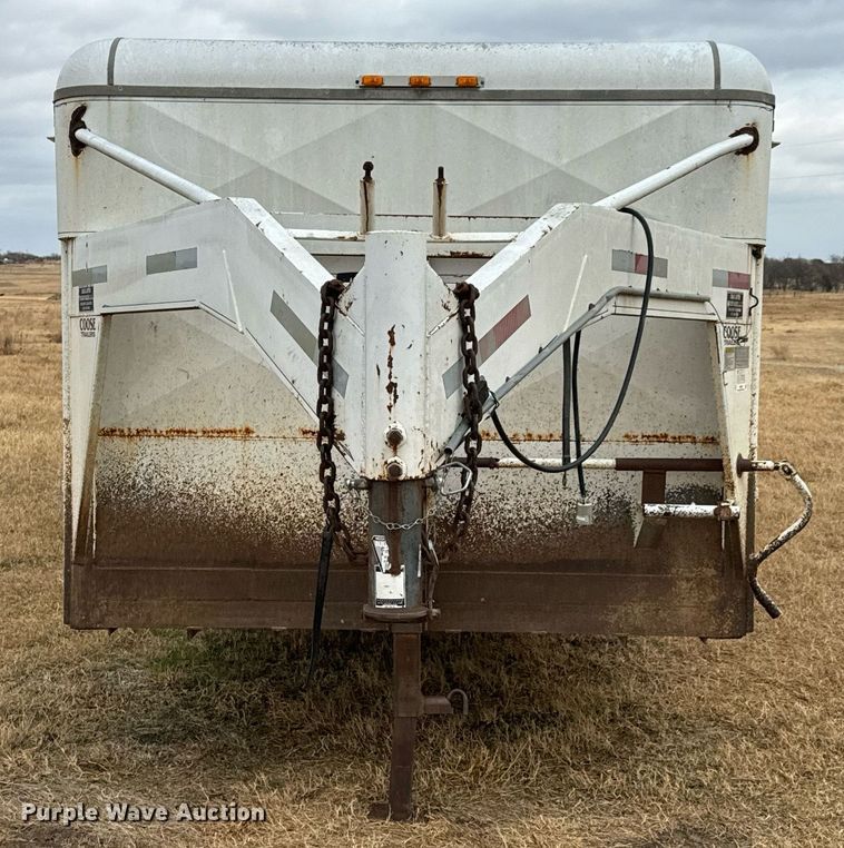 image for item DU9537 2006 Coose livestock trailer