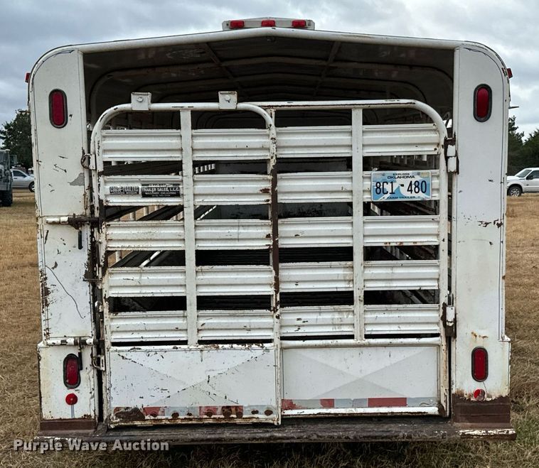 image for item DU9537 2006 Coose livestock trailer