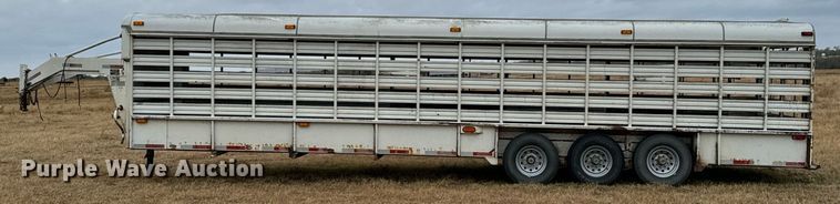 image for item DU9537 2006 Coose livestock trailer