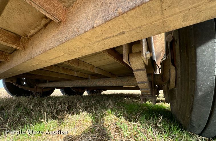 image for item DU9537 2006 Coose livestock trailer