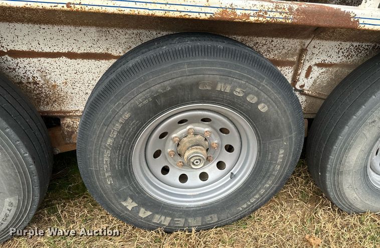 image for item DU9537 2006 Coose livestock trailer