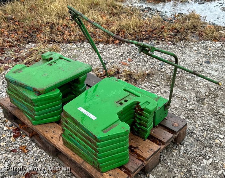 image for item DU9559 (14) John Deere suitcase weights