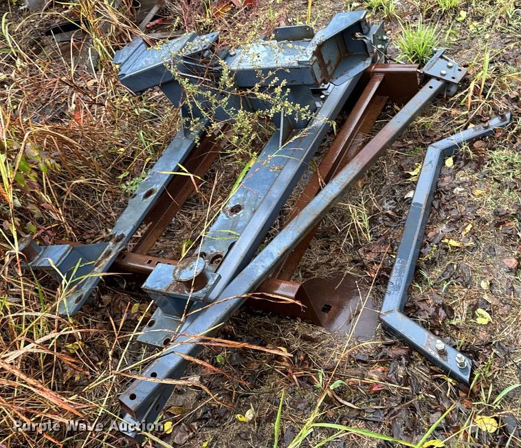 image for item DU9562 Buhler Allied 895 loader