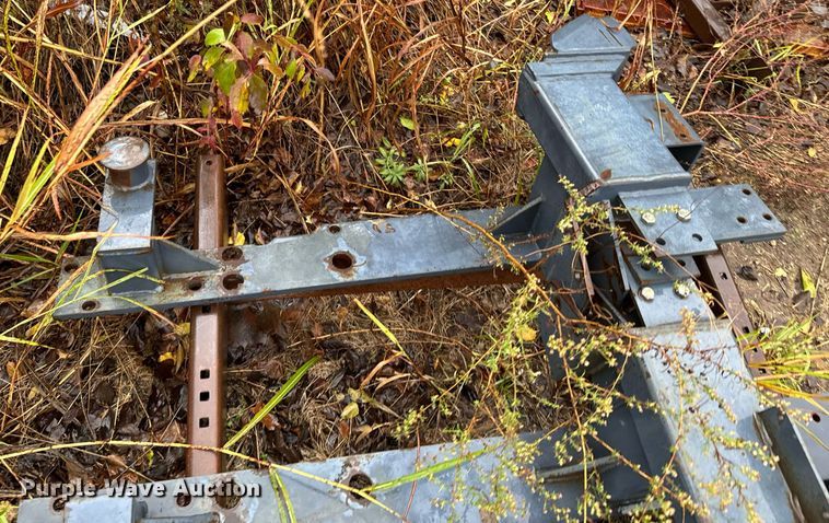 image for item DU9562 Buhler Allied 895 loader