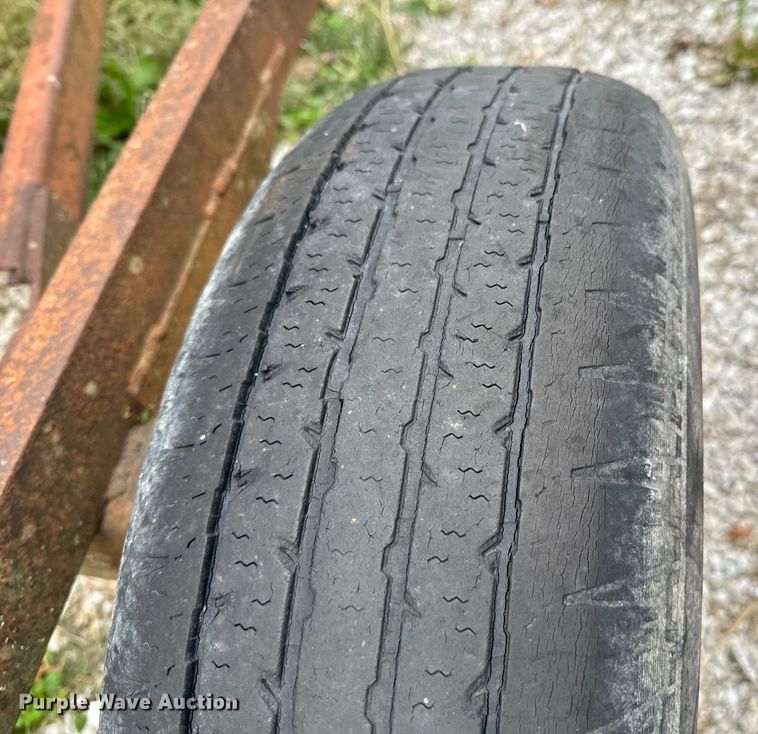 image for item DU9572 Shop built livestock panel trailer