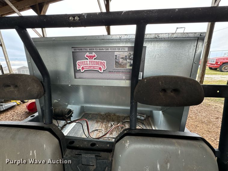 image for item DU9574 Stull Feeders cake feeder