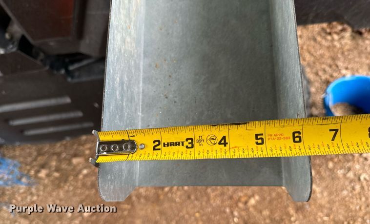 image for item DU9574 Stull Feeders cake feeder