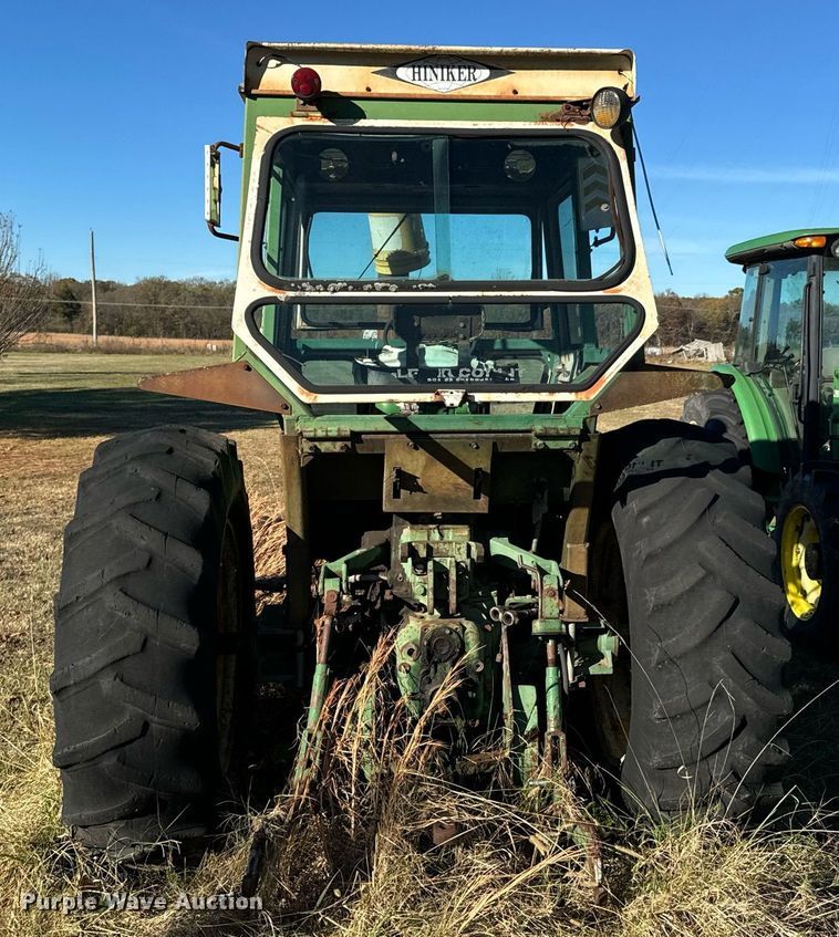 image for item DU9620 1968 Oliver  1750 tractor