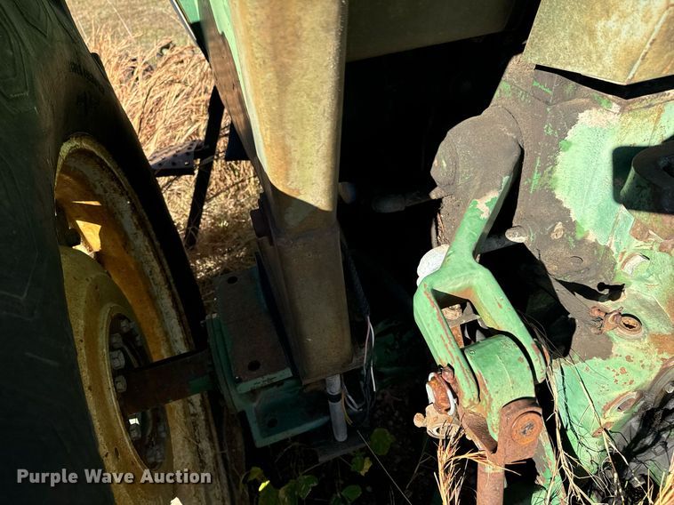 image for item DU9620 1968 Oliver  1750 tractor