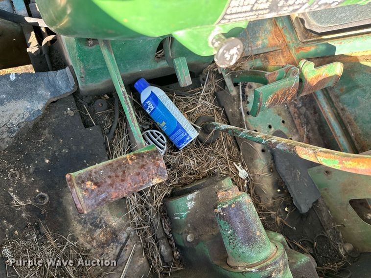 image for item DU9620 1968 Oliver  1750 tractor