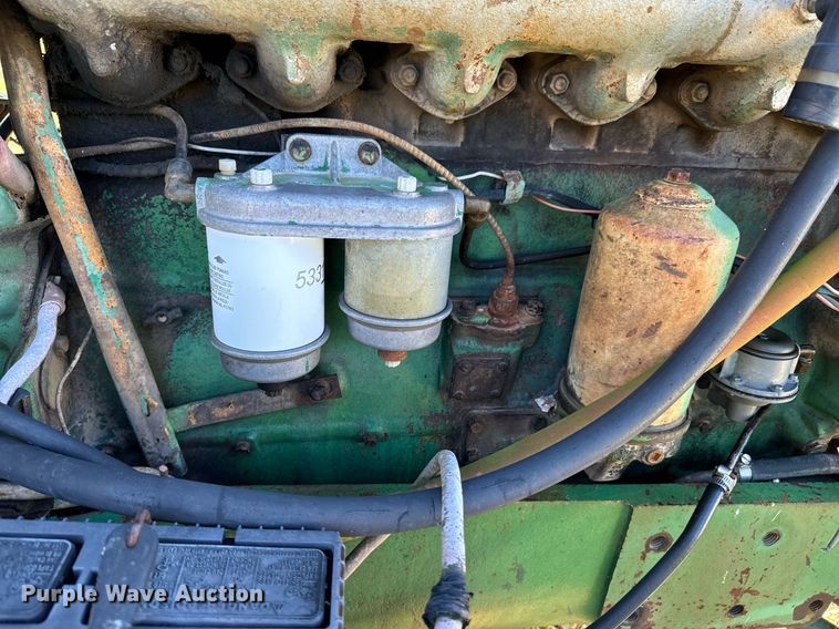 image for item DU9620 1968 Oliver  1750 tractor