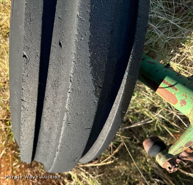 image for item DU9620 1968 Oliver  1750 tractor