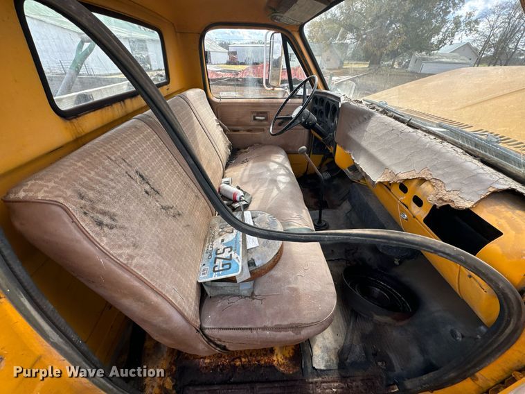 image for item DU9650 1979 Chevrolet C60 dump flatbed truck