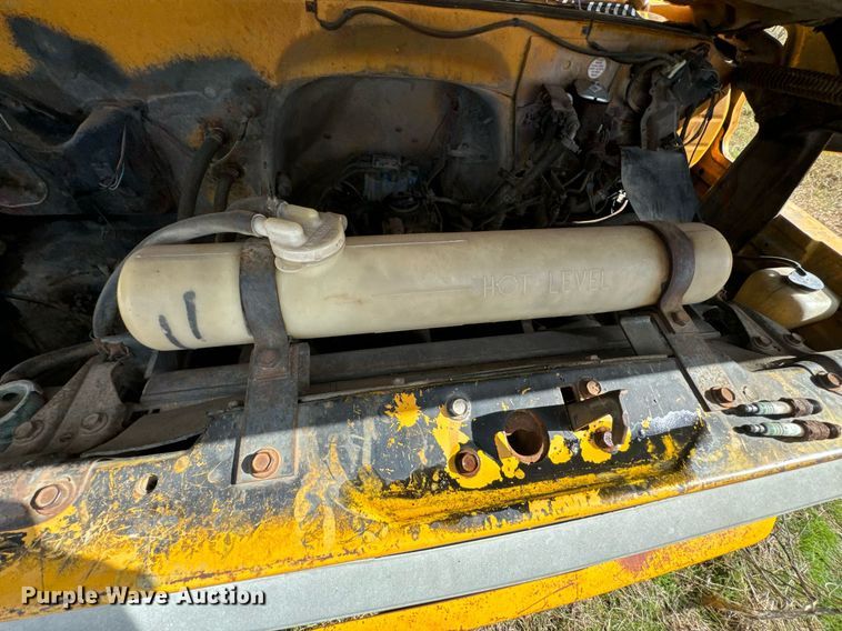 image for item DU9650 1979 Chevrolet C60 dump flatbed truck