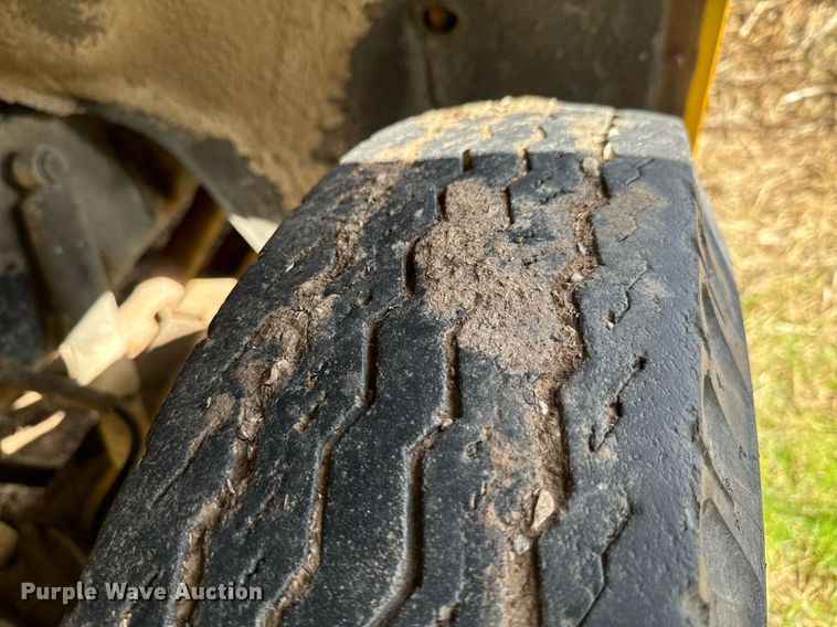 image for item DU9650 1979 Chevrolet C60 dump flatbed truck