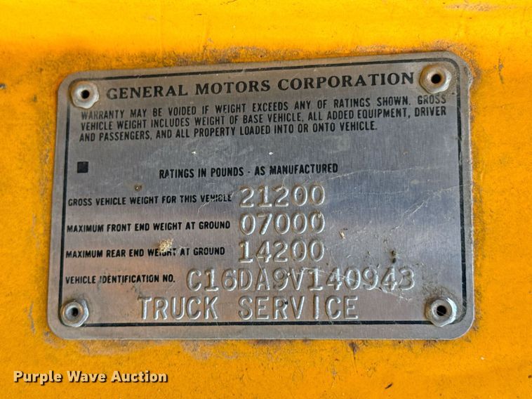 image for item DU9650 1979 Chevrolet C60 dump flatbed truck