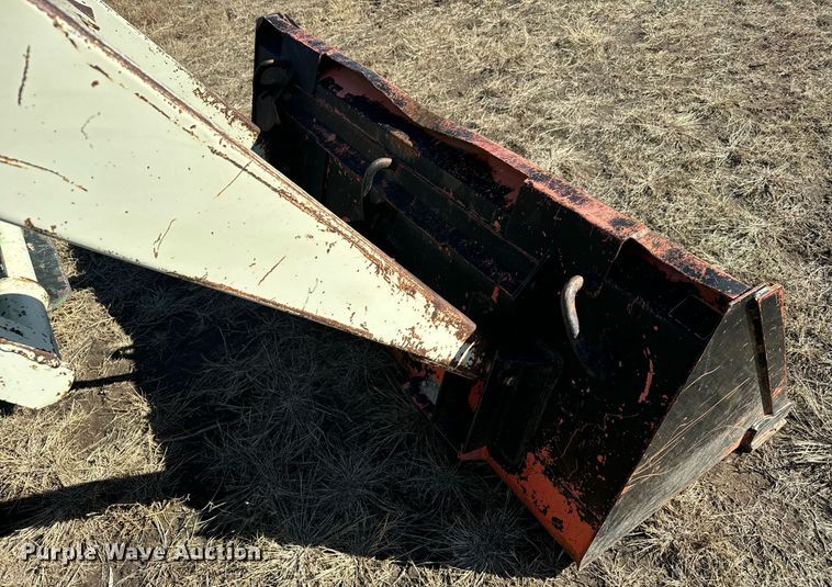 image for item DV2849 John Deere 2040 tractor