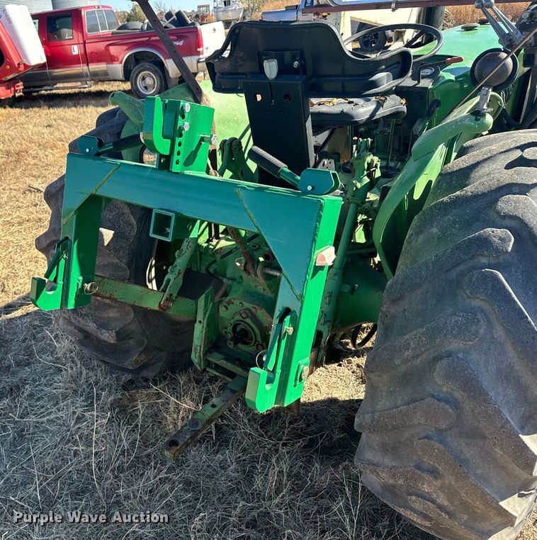 image for item DV2849 John Deere 2040 tractor