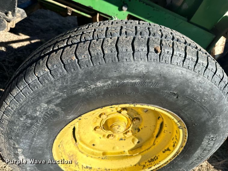 image for item DV2849 John Deere 2040 tractor