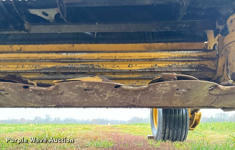 image for item DW2389 2016 Vermeer MC3700 disc mower