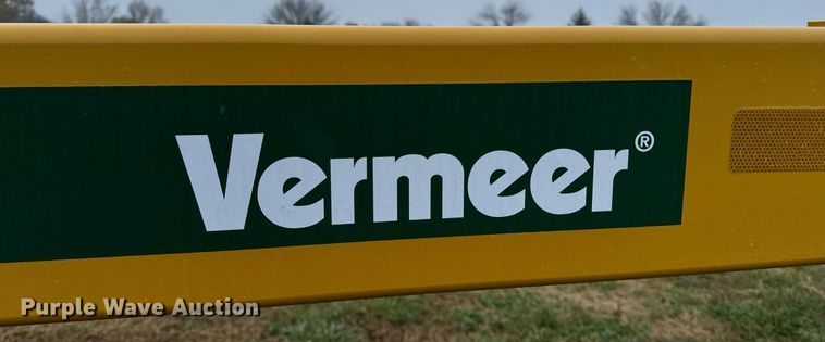 image for item DW2389 2016 Vermeer MC3700 disc mower