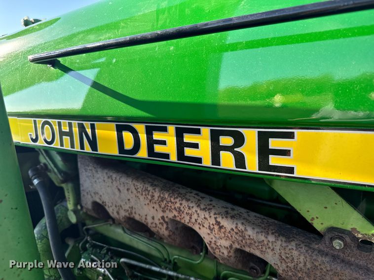 image for item DX3718 1983 John Deere 2950 MFWD tractor
