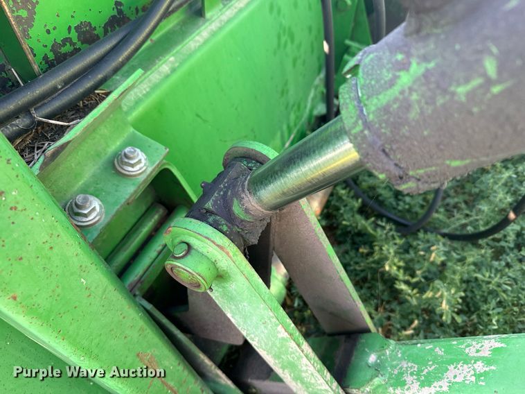 image for item DX3718 1983 John Deere 2950 MFWD tractor