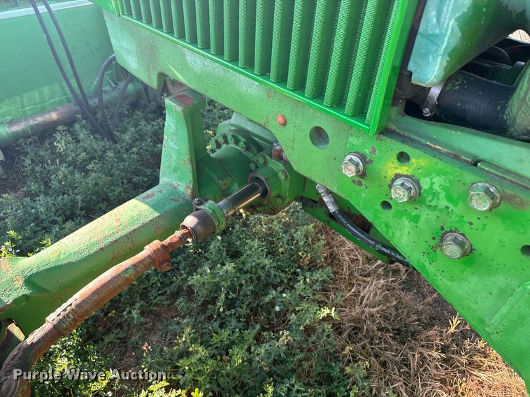 image for item DX3718 1983 John Deere 2950 MFWD tractor