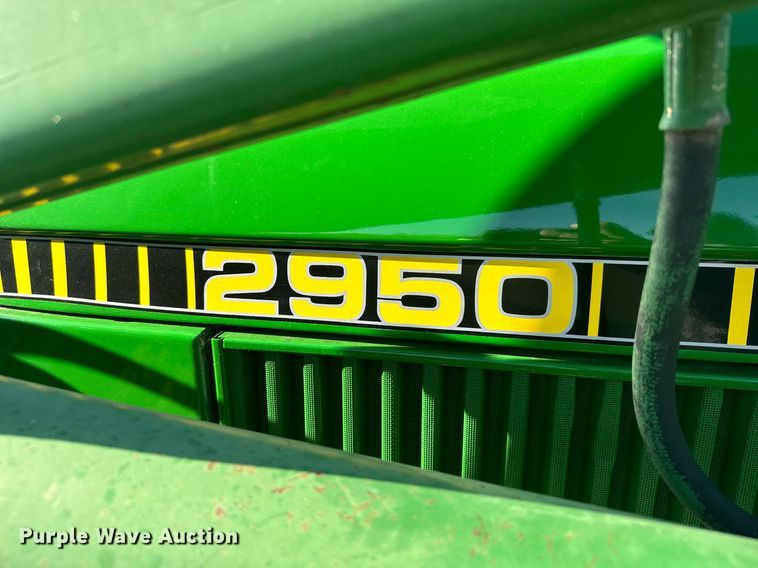 image for item DX3718 1983 John Deere 2950 MFWD tractor