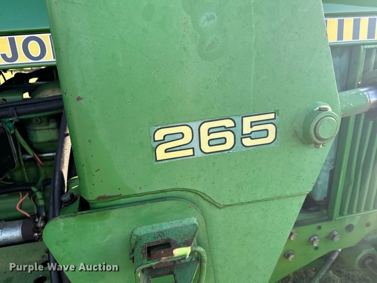 image for item DX3718 1983 John Deere 2950 MFWD tractor