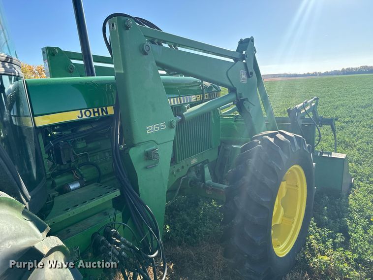 image for item DX3718 1983 John Deere 2950 MFWD tractor