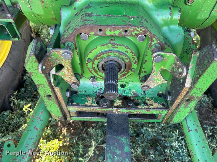 image for item DX3718 1983 John Deere 2950 MFWD tractor