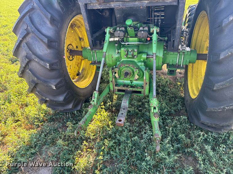 image for item DX3718 1983 John Deere 2950 MFWD tractor