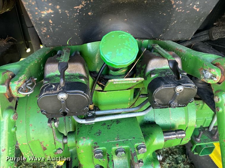 image for item DX3718 1983 John Deere 2950 MFWD tractor