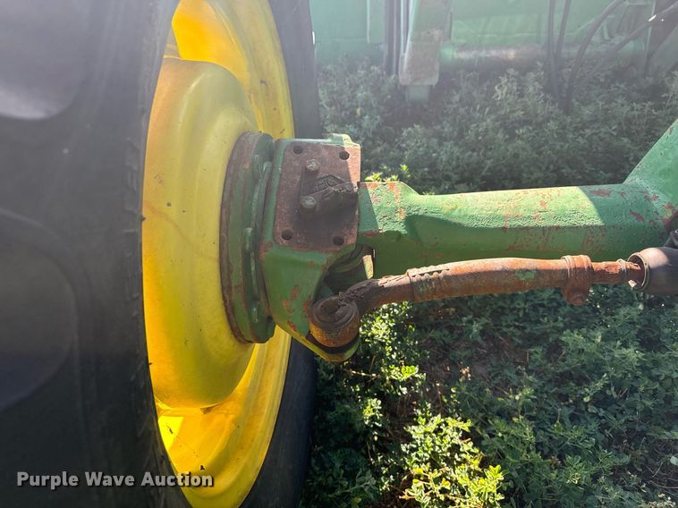 image for item DX3718 1983 John Deere 2950 MFWD tractor