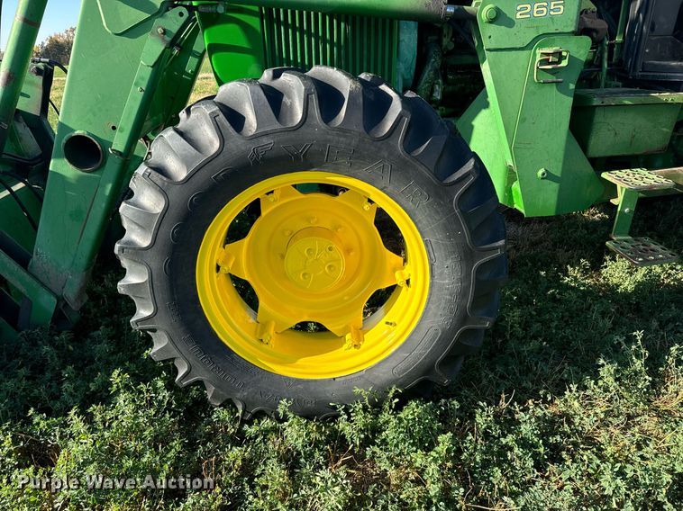 image for item DX3718 1983 John Deere 2950 MFWD tractor