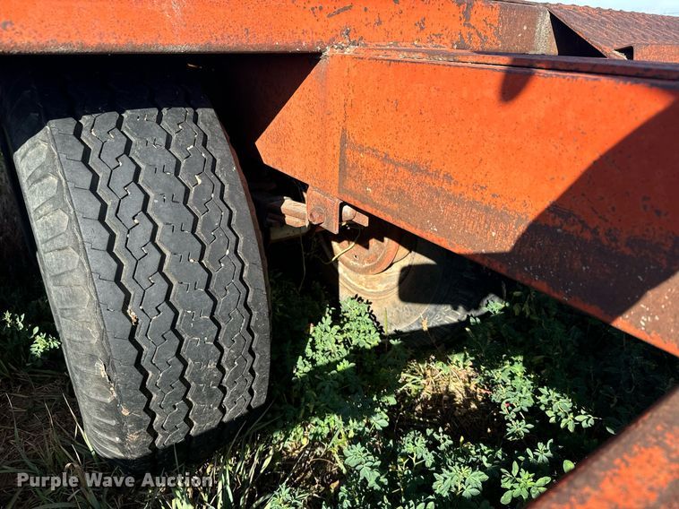 image for item DX3719 Donahue combine trailer