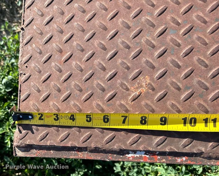 image for item DX3719 Donahue combine trailer