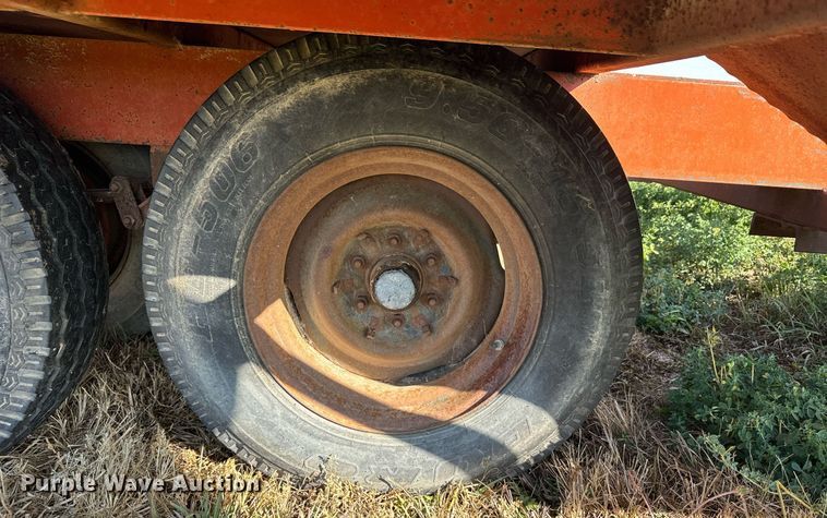 image for item DX3719 Donahue combine trailer
