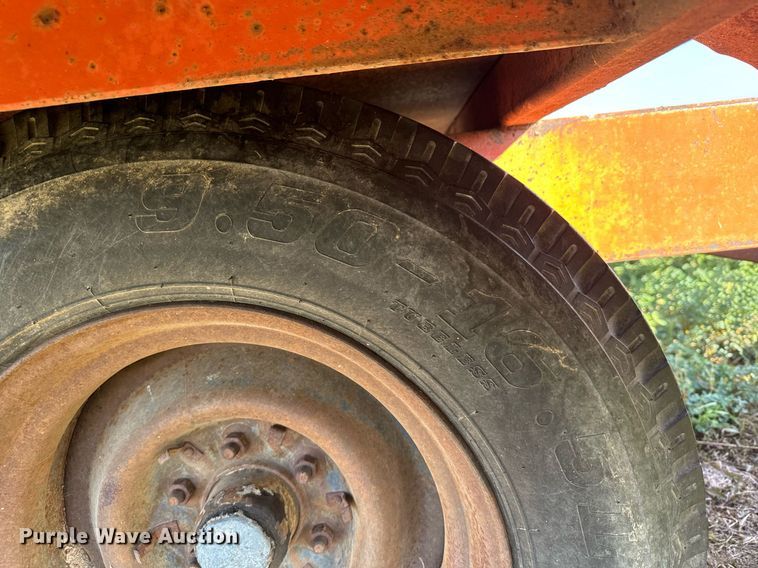 image for item DX3719 Donahue combine trailer