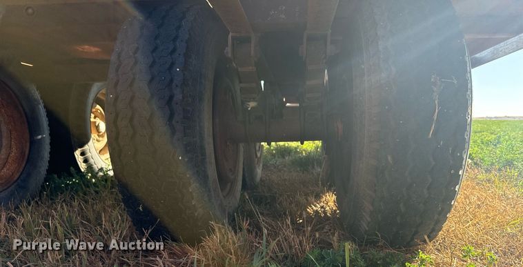 image for item DX3719 Donahue combine trailer