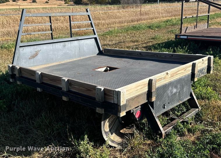 image for item DX3720 Flatbed