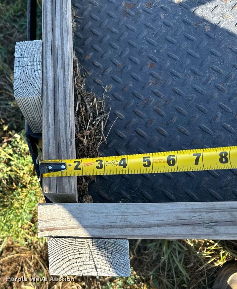 image for item DX3720 Flatbed