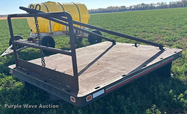 image for item DX3721 Knaphide flatbed